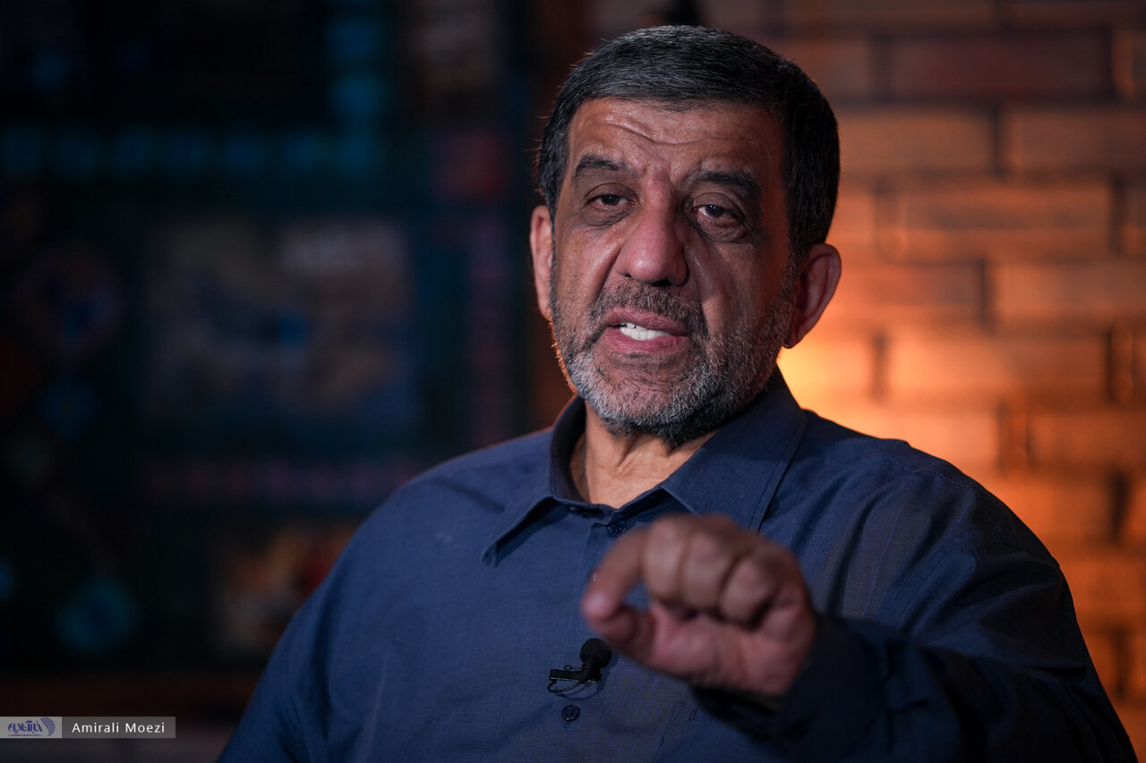 ضرغامی: اگر حرفی را که رهبری گفتند، من بزنم چه بلایی به سرم می آورند؟/ گفتند من وصله ناجور دولت رئیسی بودم/ مگر کمونیست‌ها در انقلاب نبوده اند؟