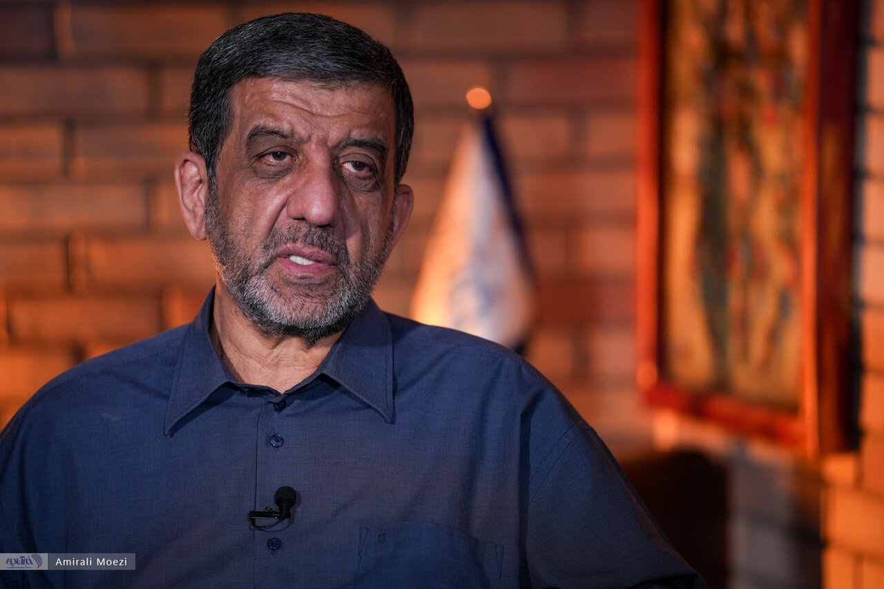 ضرغامی در اظهارات اخیر خود به پزشکیان عنوان کرد که در صورت عدم اعتقاد به اصلاحات کابینه، بهتر است استیضاح از سوی مجلس را بپذیرد. ضرغامی در اظهارات اخیر خود به پزشکیان عنوان کرد که در صورت عدم اعتقاد به اصلاحات کابینه، بهتر است استیضاح از سوی مجلس را بپذیرد.