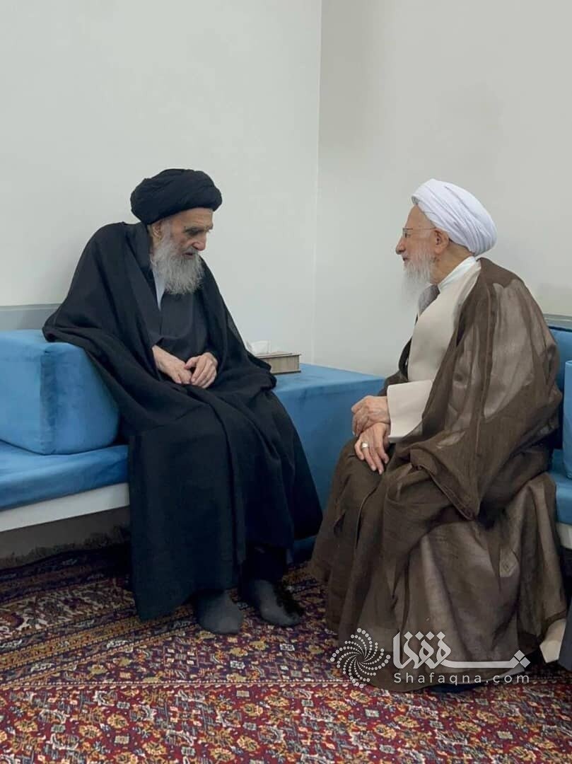 عکس مهم از دیدار آیت الله جوادی آملی با آیت الله سیستانی در نجف 1 دیدار آیت الله جوادی آملی با آیت الله سیستانی در نجف+عکس