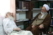 تصویری جدید از مرجع تقلید معروف بعد از مرخص شدن از بیمارستان