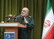 سردار سلامی: اضطراب کل اسرائیل را فراگرفته/ آمریکایی‌ها یک ارتش پوسیده و خسته دارند/ ترامپ تغییر کرده است