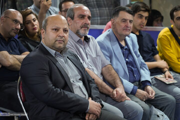 صادق زیباکلام، رضا امیرخانی و حسام آشنا در مراسم کتاب « در مَعیت پرزیدنت»