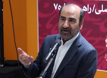 تأکید محمدرضا سنگری بر نقش توزیع رایگان کتاب در ترویج فرهنگ مطالعه در مناطق محروم