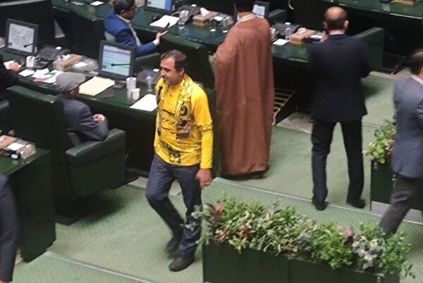 اقدام عجیب نماینده شیراز پس از قهرمانی فجر سپاسی در لیگ آزادگان+تصویر