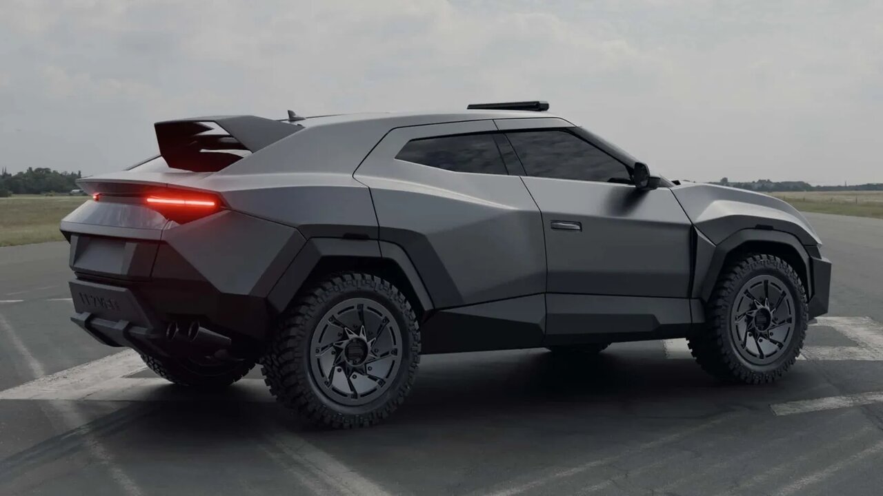 رضوانی مدل ضدگلوله لامبورگینی اوروس را معرفی کرد /عکس