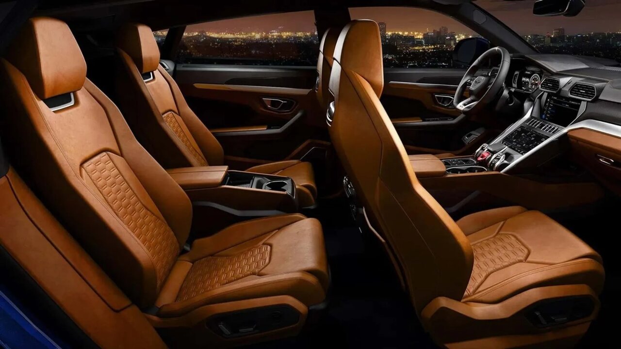 رضوانی مدل ضدگلوله لامبورگینی اوروس را معرفی کرد /عکس