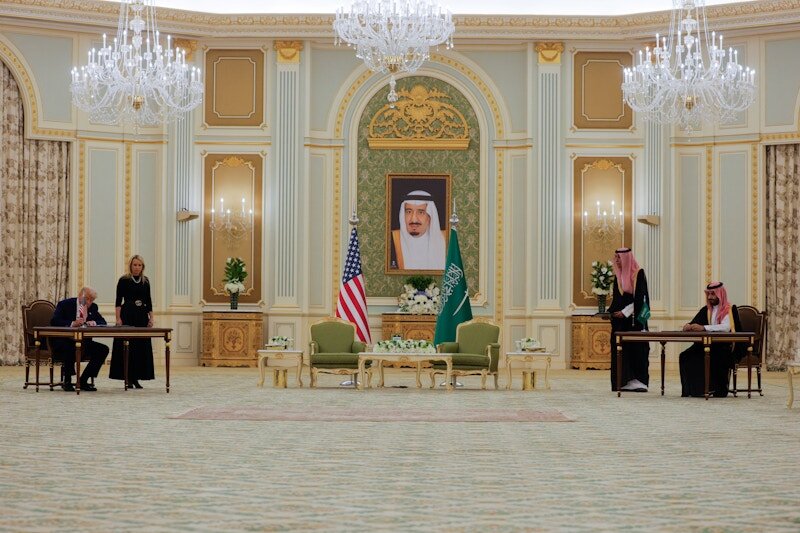 ترامپ در خاورمیانه چه میخواهد؟متحدان آمریکا در منطقه آرزو میکنند که بدانند/به طور خاص برای ایران است؟/اگر او با ایران وارد جنگ شود...