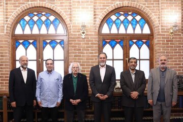 تحکیم رابطهی سینماگران با حاکمیت/ بازخوانی سیاستهای سینمایی ایران در نشست راهبردی سازمان سینمایی تحکیم رابطهی سینماگران با حاکمیت/ بازخوانی سیاستهای سینمایی ایران در نشست راهبردی سازمان سینمایی
