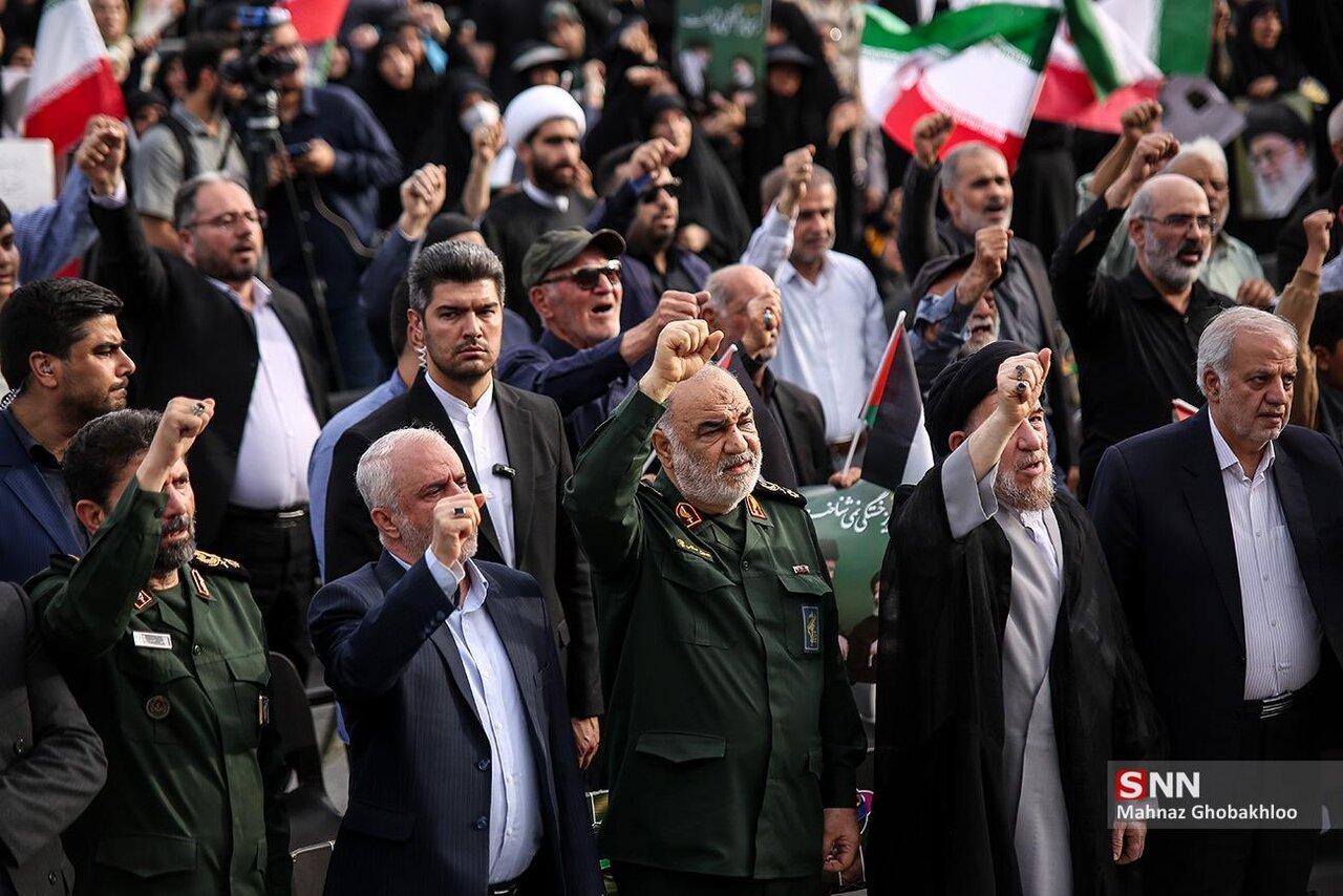 تصاویری از آیین گرامیداشت شهید رئیسی و همراهانش+ کدام دولتمردان و نظامیان حضور داشتند؟