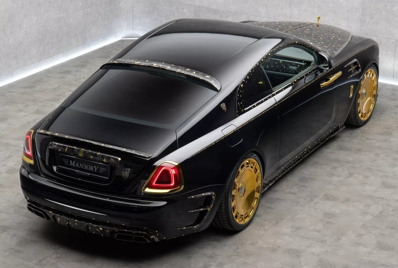 وقتی طلای ۲۴ عیار، به رولزرویس معنا میدهد! / خودروی مافیایی منصوری معرفی شد