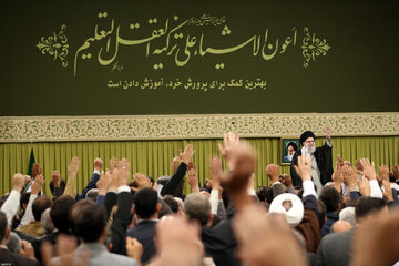 رهبر انقلاب: دولت هر مقدار که خرج آموزش و پرورش کند، سرمایه و افتخار است/ استفاده از قدرت برای صلح، دروغ ترامپ است رهبر انقلاب: دولت هر مقدار که خرج آموزش و پرورش کند، سرمایه و افتخار است/ استفاده از قدرت برای صلح، دروغ ترامپ است