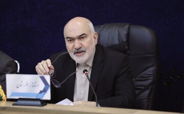 حمایت از تولیدات استانی و جذب سرمایه‌گذاری اولویت اصلی در جهت حل مشکلات اقتصادی و زیربنایی