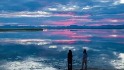 ۵ مکان روی زمین که خورشید هرگز در آنها غروب نمیکند