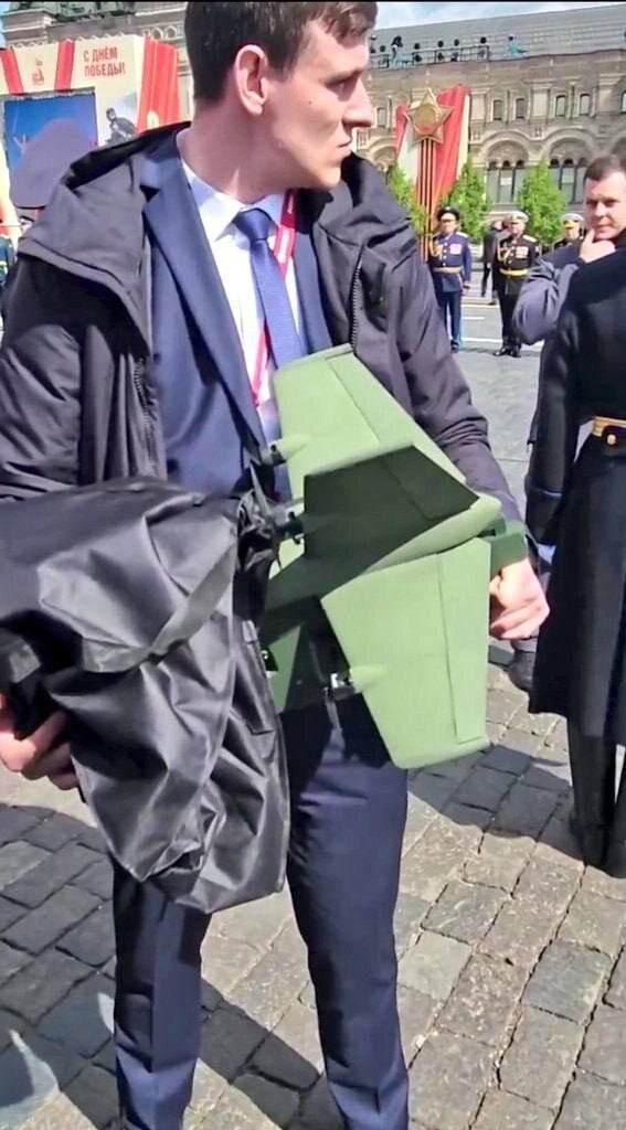 عکس | محافظ پوتین با پهپاد رهگیر انتحاری