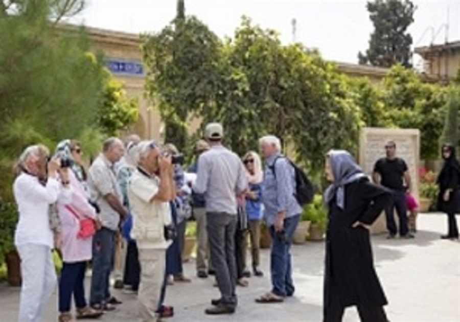 ۷۰ درصد گردشگران در اردبیل از ابنیه تاریخی دیدن میکنند