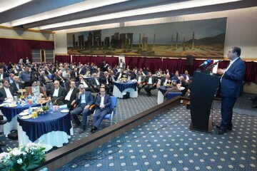 مجمع مشورتی توسعه آذربایجانغربی در تهران برگزار شد مجمع مشورتی توسعه آذربایجانغربی در تهران برگزار شد