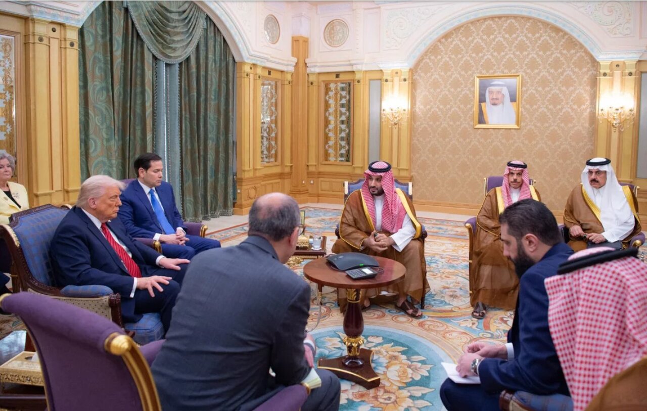 سرزمین به ازای رفع تحریم / جولانی جولان را به اسرائیل فروخت؟