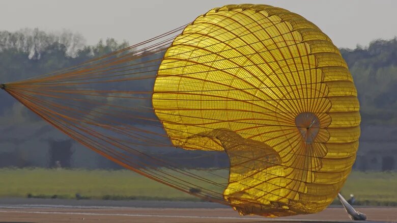 راز برآمدگی عجیب پشت جنگندههای «اف ۳۵» / عکس