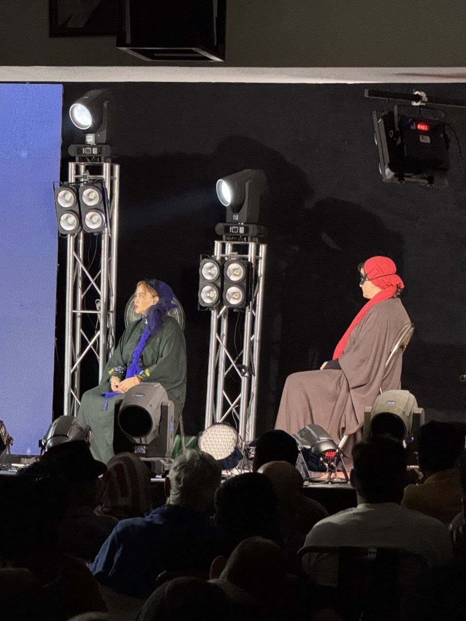 بهاره رهنما نمایش«دورهمی بانوی اول» را برای مددجویان کهریزک اجرا کرد