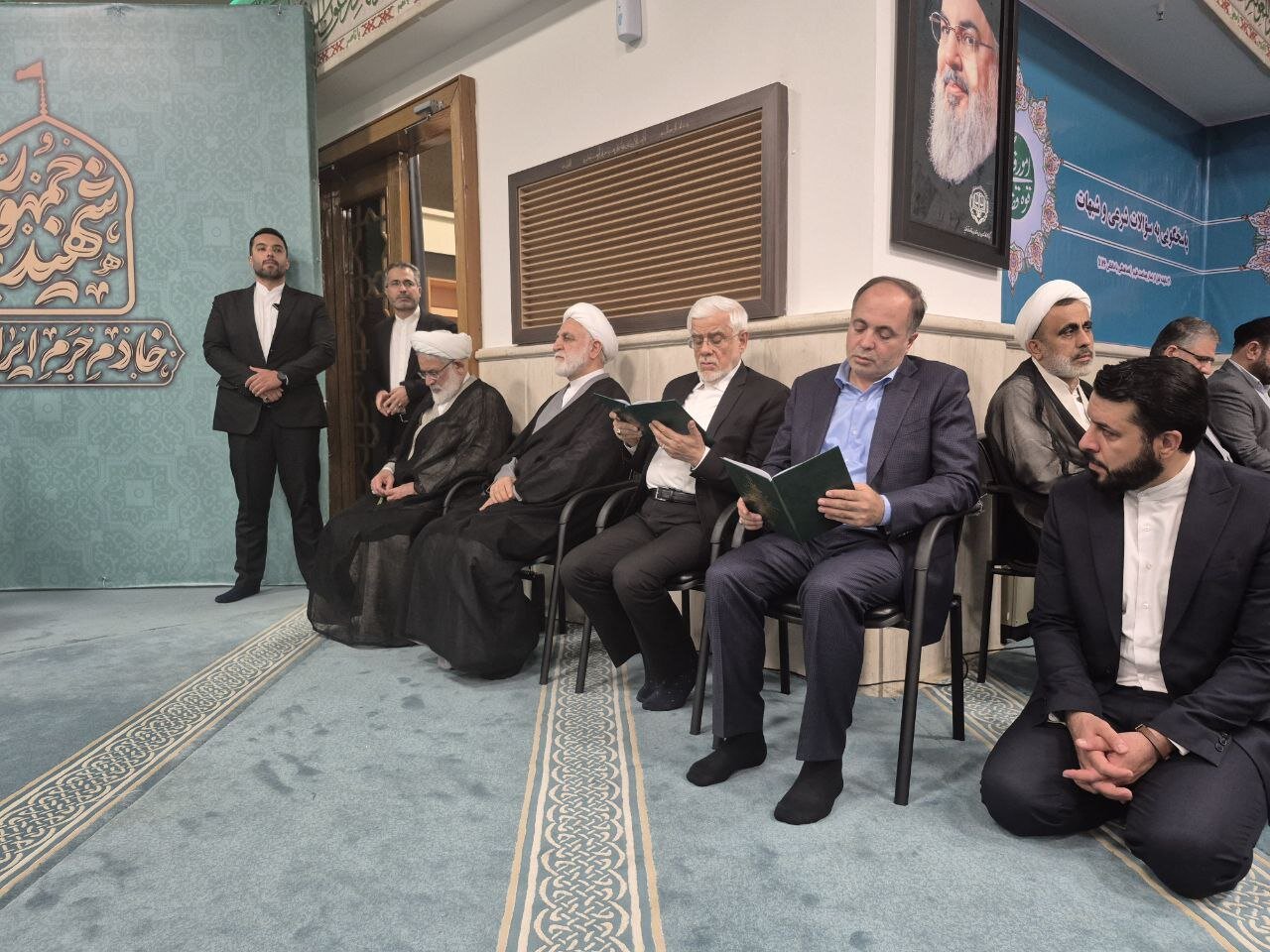 حضور عارف در مراسم گرامی داشت شهدای خدمت/ کدام مقامات دیگر حضور داشتند؟+عکس