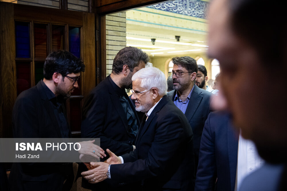 ماجرای قرآن خواندن رئیسجمهور در یک مراسم چه بود؟/ کدام دولتمردان او را همراهی میکردند؟+تصاویر