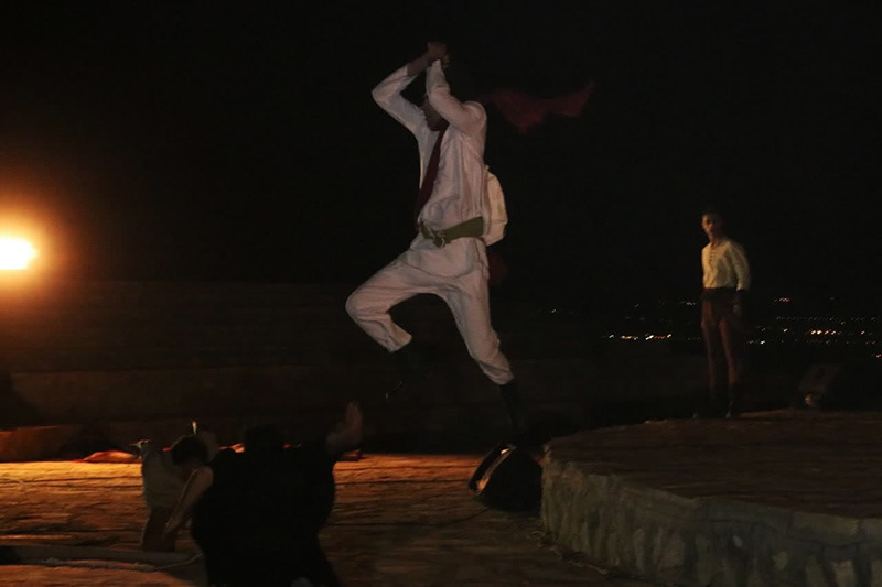 داستانهایِ سرزمین مردمانِ خردمند در بام سمنان شنیده شد