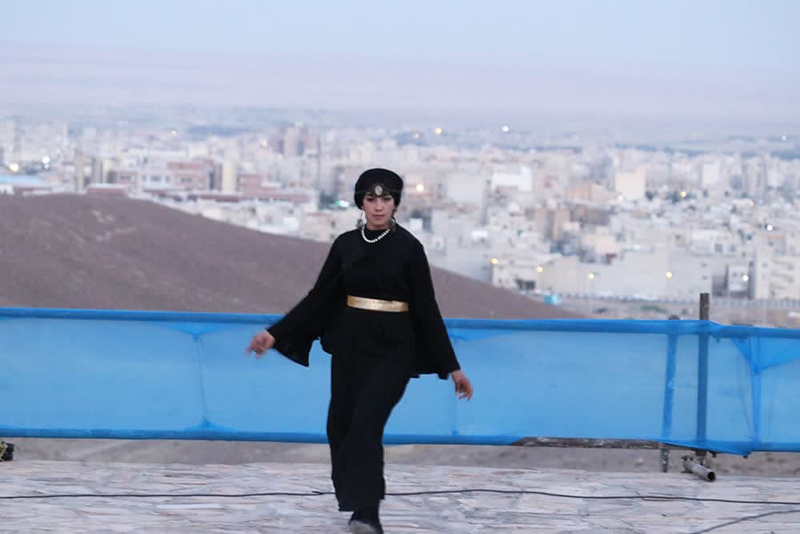 داستانهایِ سرزمین مردمانِ خردمند در بام سمنان شنیده شد