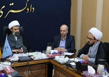 نظارت دادستانی قزوین بر عملکرد شرکت‌های بیمه