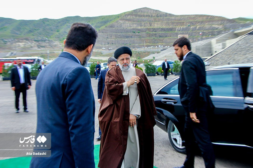 آخرین تصاویر ثبت شده از سیدابراهیم رئیسی قبل از سقوط بالگرد منتشر شد