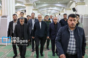 تصاویری از همنشینی پزشکیان و پدر آیت‌الله آل هاشم در مراسم گرامیداشت شهدای خدمت در تبریز