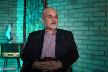 جلایی پور: در این شرایط جنگی، خوشحالم که به پزشکیان رأی دادم/ آمریکا به دنبال جنگ فرسایشی است/ در وضعیت فعلی باید حامی رهبری، شعام و دولت باشیم
