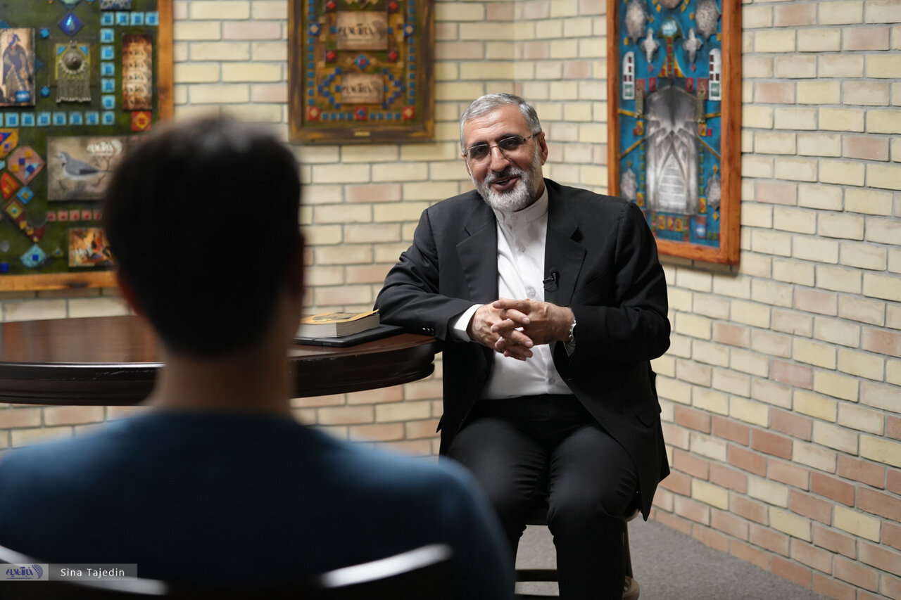 روایت رئیس دفتر رئیس دولت سیزدهم از روابط سعید جلیلی با رئیسی و دولتش/ اختلاف نظر محسن رضایی و محمد مخبر بر سر چه بود و رئیسی را به چه نتیجهای رساند؟