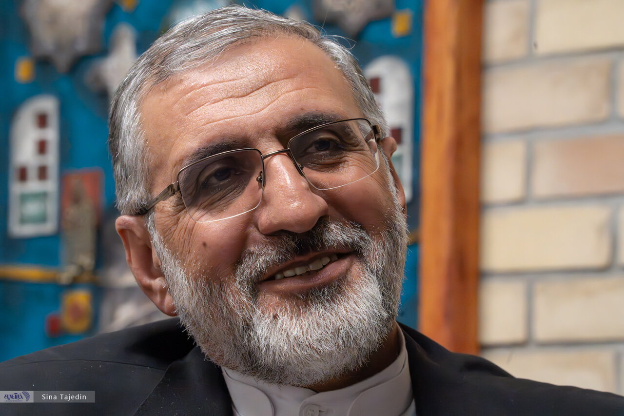 روایت رئیس دفتر رئیس دولت سیزدهم از روابط سعید جلیلی با رئیسی و دولتش/ اختلاف نظر محسن رضایی و محمد مخبر بر سر چه بود و رئیسی را به چه نتیجهای رساند؟