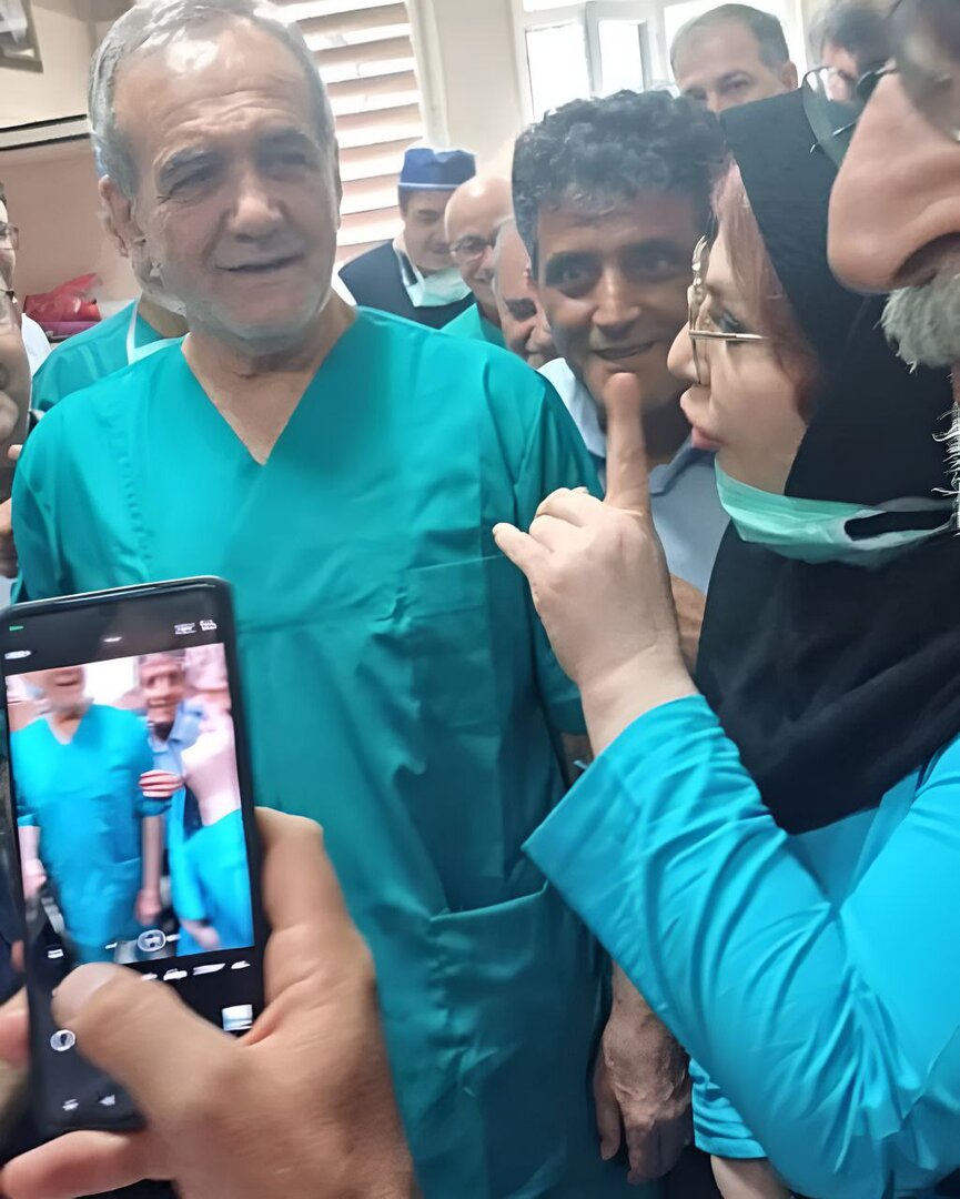 پزشکیان دست به تیغ شد و به اتاق عمل رفت+ تصاویر
