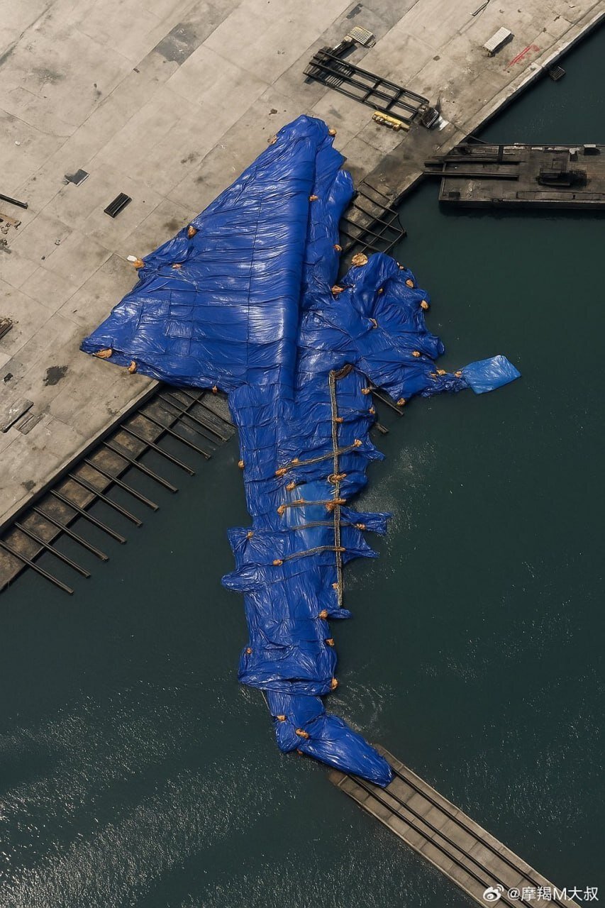 ناو جنگی کره شمالی نیامده غرق شد / عکس