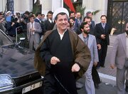 خاطرات هاشمی: کنار کنسولگری آمریکا در کراچی، ماشین بمب‌گذاری‌شده‌ای منفجر شده