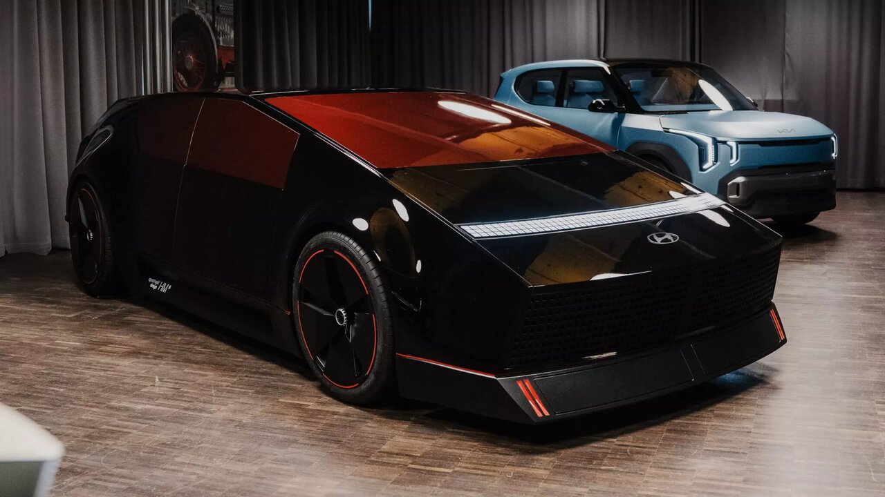 هیوندای، سایبرتراک ساخت! /شباهت همزمان به تسلا و هوندا در یک محصول