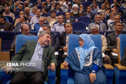 شوخی عجیب با مقام دولت پزشکیان در یک جلسه رسمی/ عباس آخوندی و آذر منصوری هم حضور داشتند