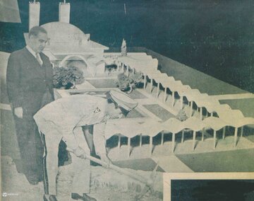 عکسهای منتشرنشده از روزی که شاه کلنگ مسجد دانشگاه تهران را بر زمین زد