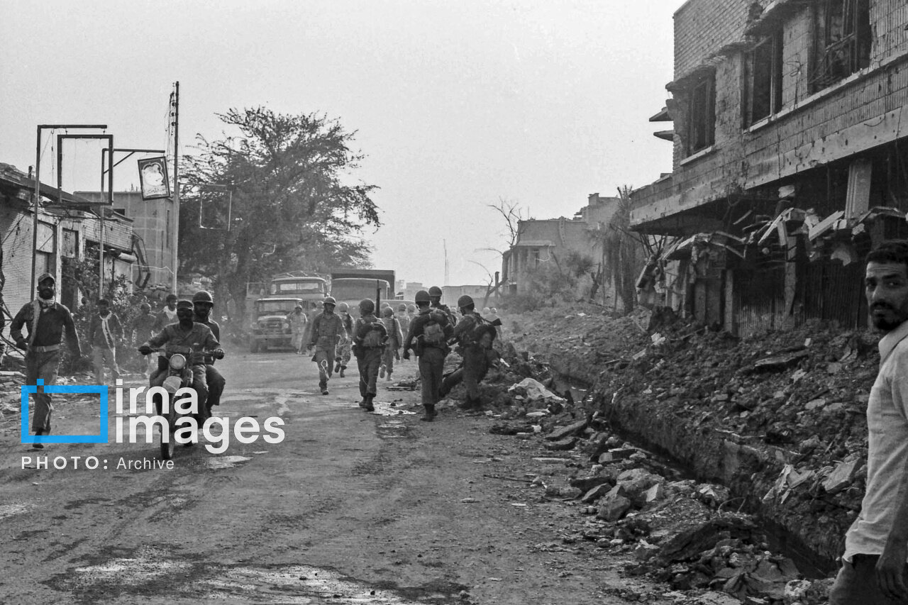 تصاویری که تاریخ را زنده نگه داشتند / روایت فتح خرمشهر