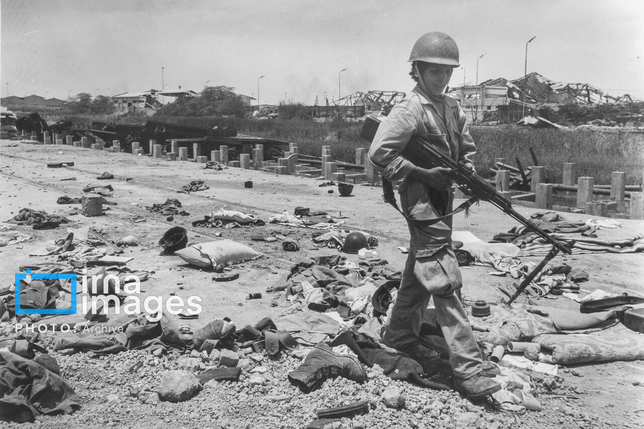 تصاویری که تاریخ را زنده نگه داشتند / روایت فتح خرمشهر