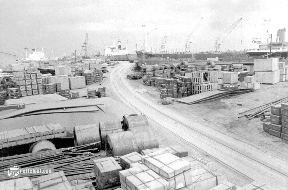 گزارش خواندنی از گمرک خرمشهر ۵۰ سال پیش + عکس