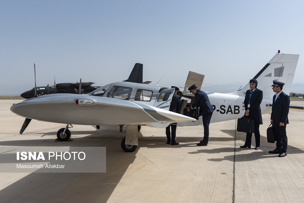 نخستین تاکسی هوایی کشور مسافر جابهجا کرد؛ این تاکسی کدام مسیر کار میکند؟/ عکس