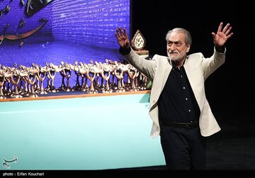 جدیدترین عکس از جمشید هاشم پور/ فرمانده کل سپاه هم بود/ مجید انتظامی جایزه به دست شکار دوربین ها شد جدیدترین عکس از جمشید هاشم پور/ فرمانده کل سپاه هم بود/ مجید انتظامی جایزه به دست شکار دوربین ها شد