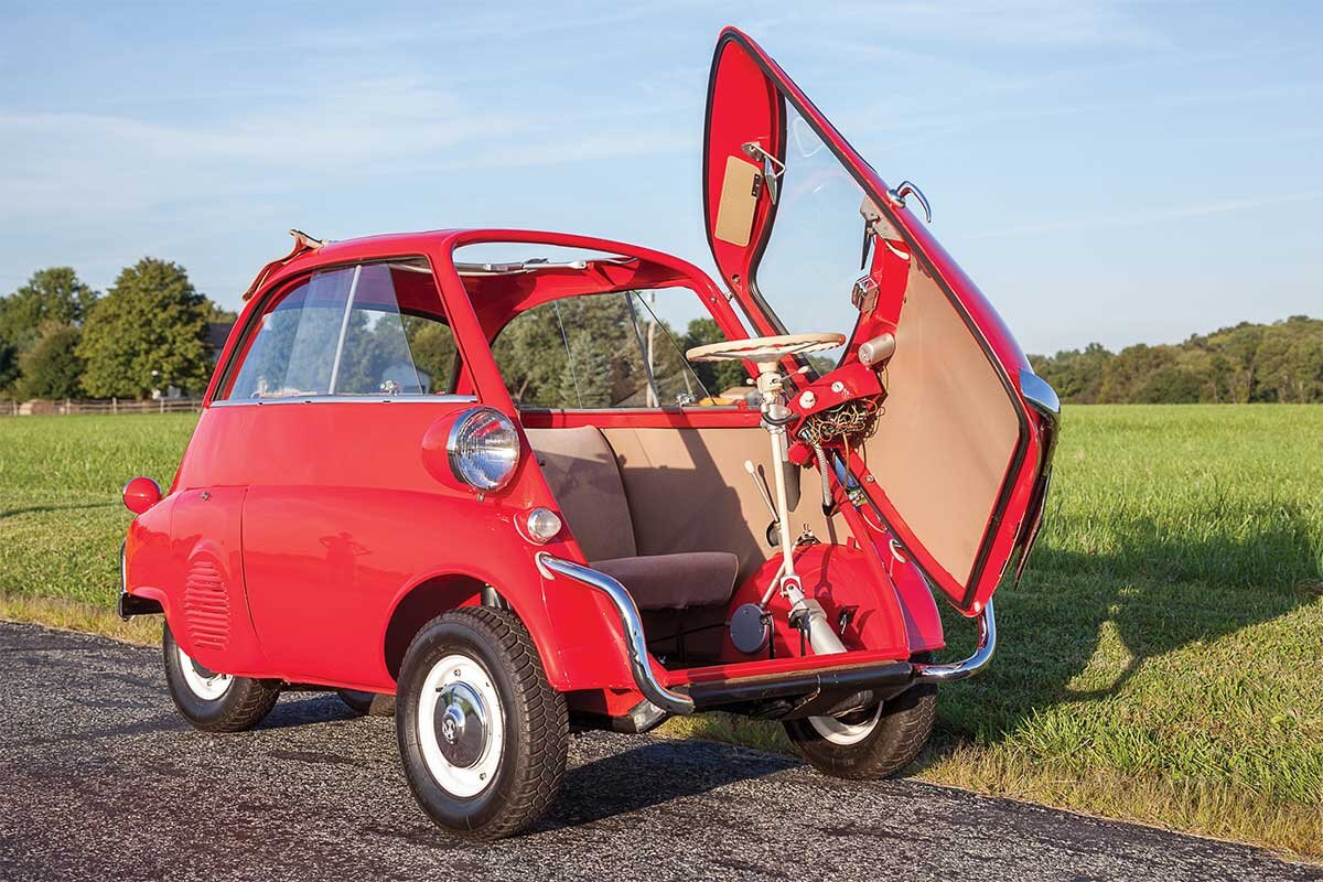 جذابترین درهای خودرو / از گالوینگ مرسدس تا خفاشی لامبورگینی /عکس