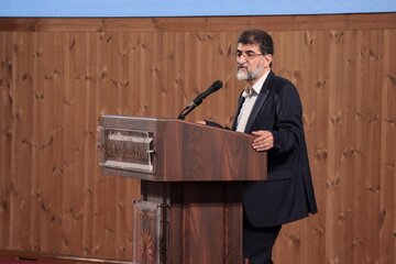کشورهای عرب‌زبان در حال ساخت مدل‌های بومی‌اند / نباید از رقابت جهانی عقب بمانیم