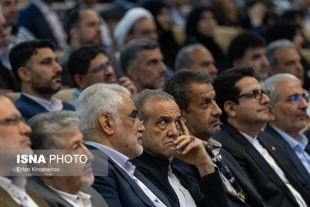 خوش و بش پزشکیان با مقامات دانشگاه آزاد+تصاویر