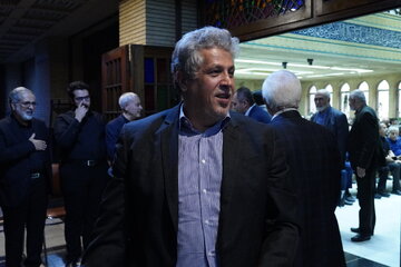 لاریجانی، حسن خمینی، جنتی، هاشمی،  مرعشی، واعظی، جهانگیری و محمدعلی نجفی در یک مراسم