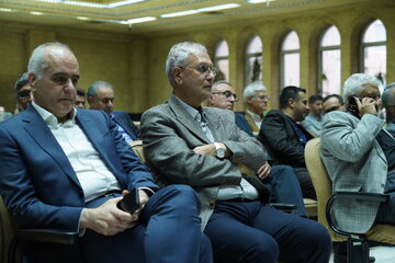 لاریجانی، حسن خمینی، جنتی، هاشمی،  مرعشی، واعظی، جهانگیری و محمدعلی نجفی در یک مراسم