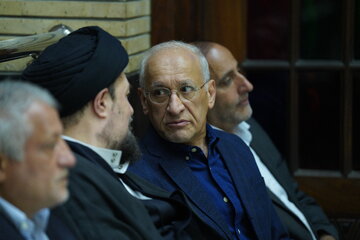 لاریجانی، حسن خمینی، جنتی، هاشمی،  مرعشی، واعظی، جهانگیری و محمدعلی نجفی در یک مراسم